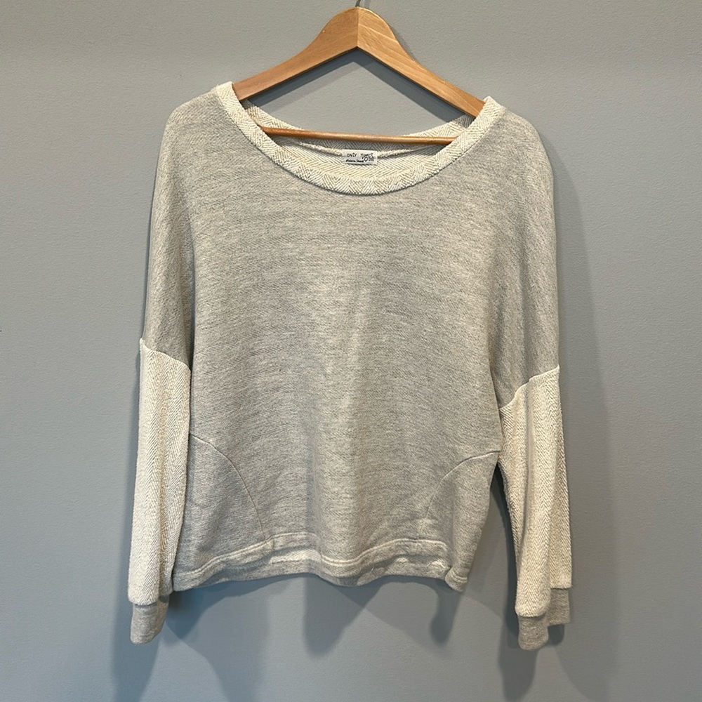 Anthropologie Only Hearts Crew Neck Size M